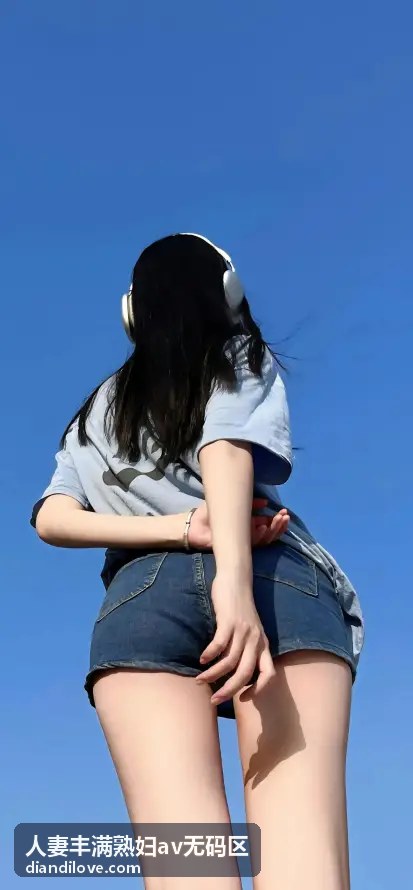 身材丰腴的素人瑜伽教练